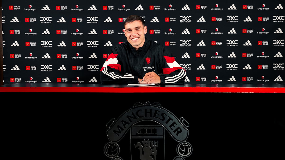 Manchester United's new signing, Manuel Ugarte - null