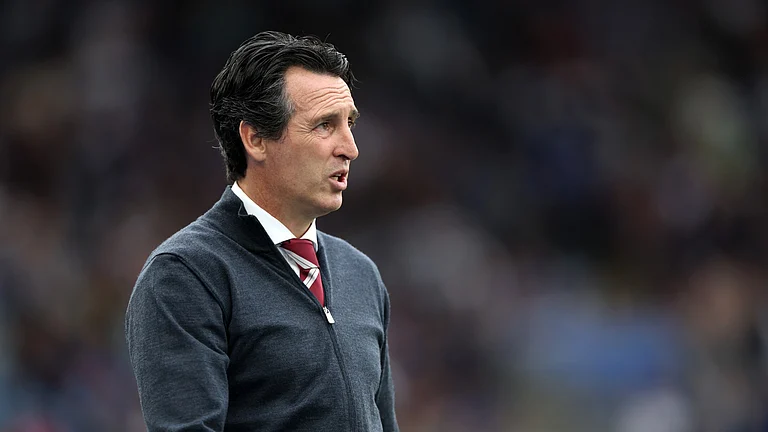 Unai Emery during Aston Villa's match against Leicester City - null