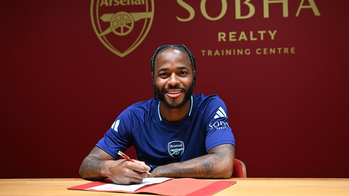 Raheem Sterling has joined Arsenal on loan from Chelsea for the Premier League season