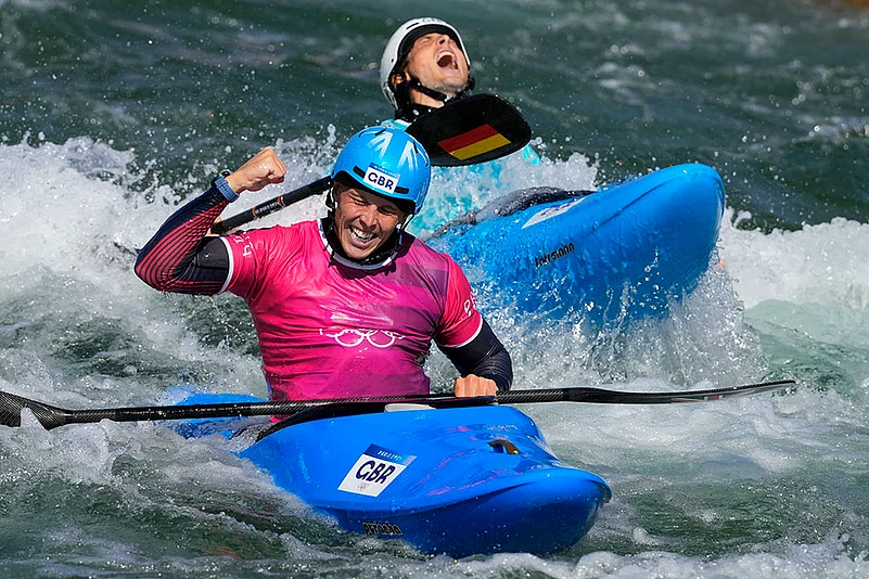 2024 Paris Summer Olympics Day 10 Photo Gallery_canoe slalom mens kayak cross finals