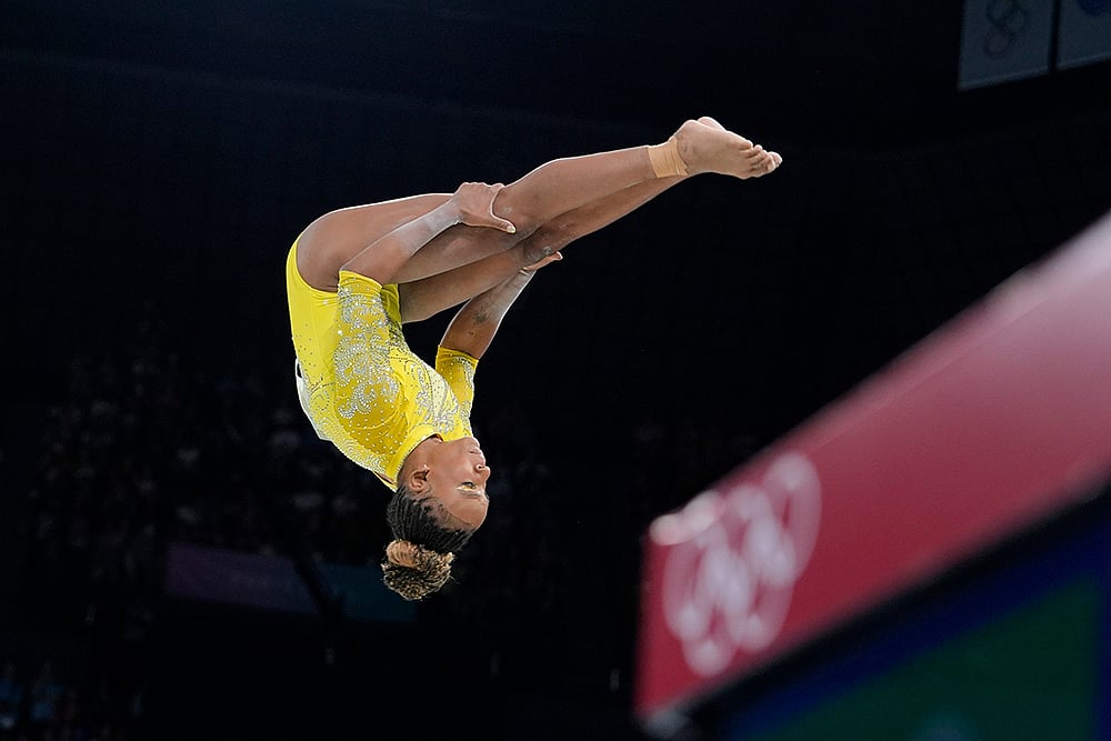 2024 Paris Summer Olympics Day 6 Photo Gallery_Rebeca Andrade performs on the balance beam