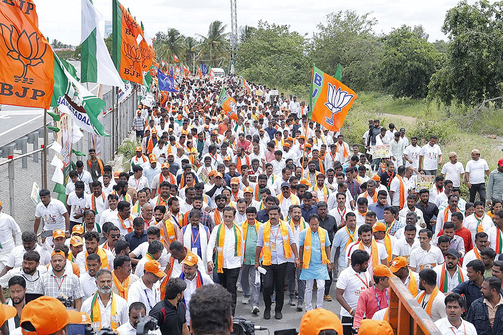 BJP-JD(S) protest