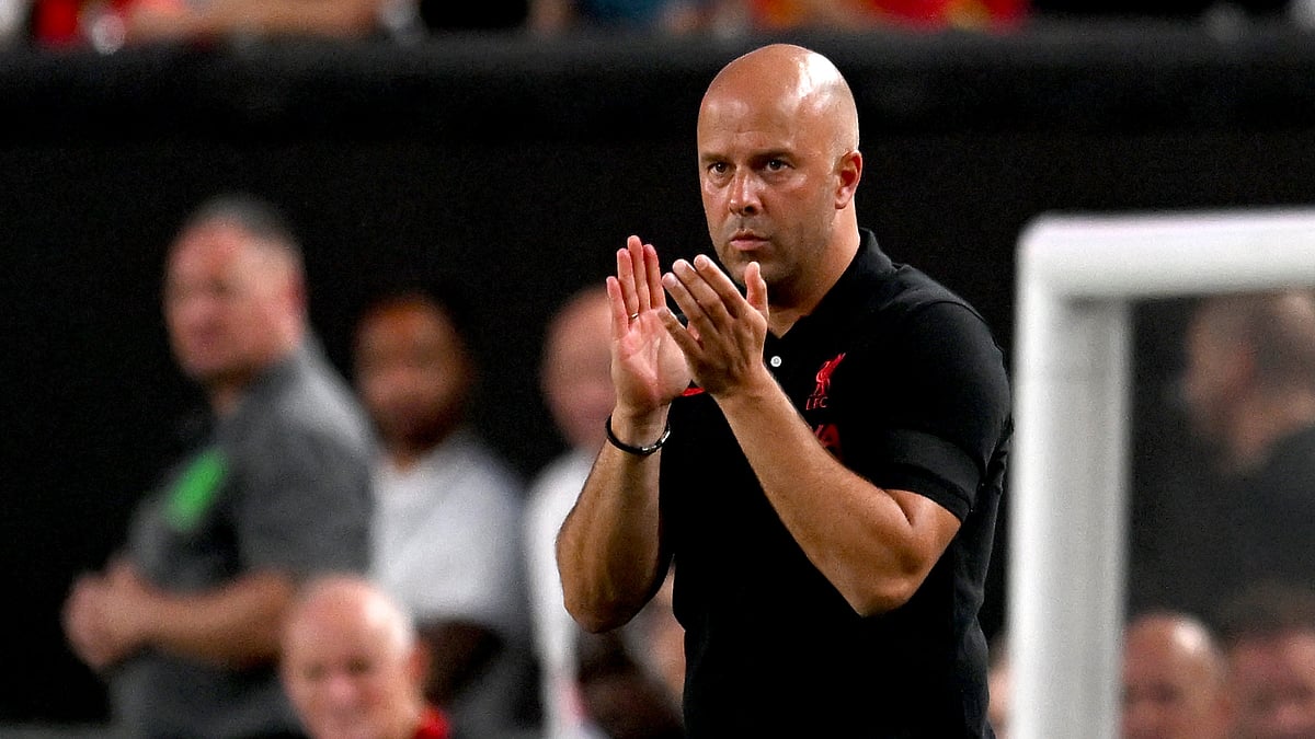 Arne Slot on pitchside during pre-season friendly