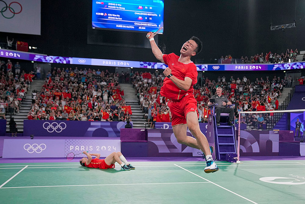 2024 Paris Olympics Day 7 Photo Gallery_mixed doubles badminton final match 