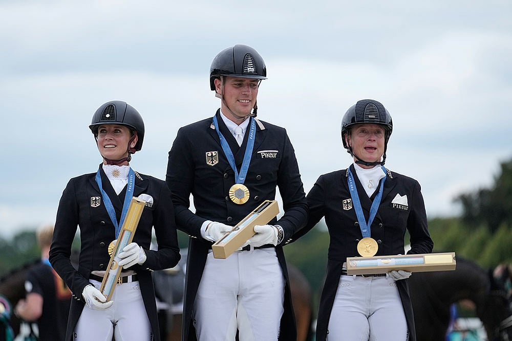 Photo: AP/Mosa'ab Elshamy : Paris Olympics Equestrian