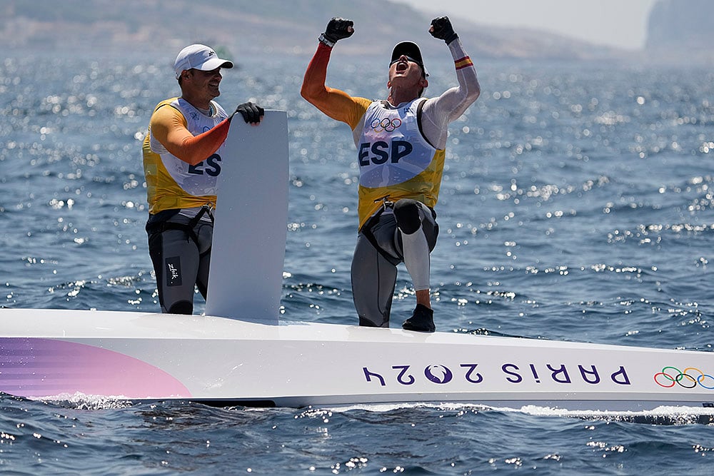 2024 Paris Summer Olympics Sailing mens skiff race_8