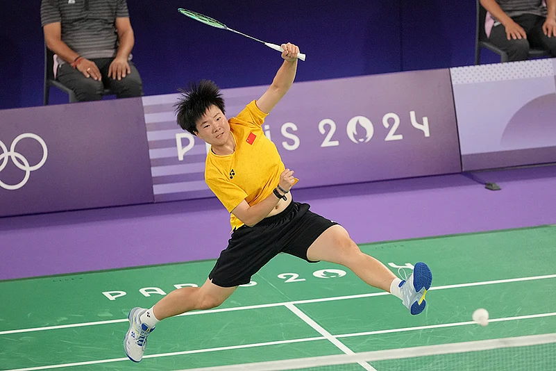 2024 Paris Summer Olympics Womens Singles badminton PV Sindhu Vs He Bing Jiao_6