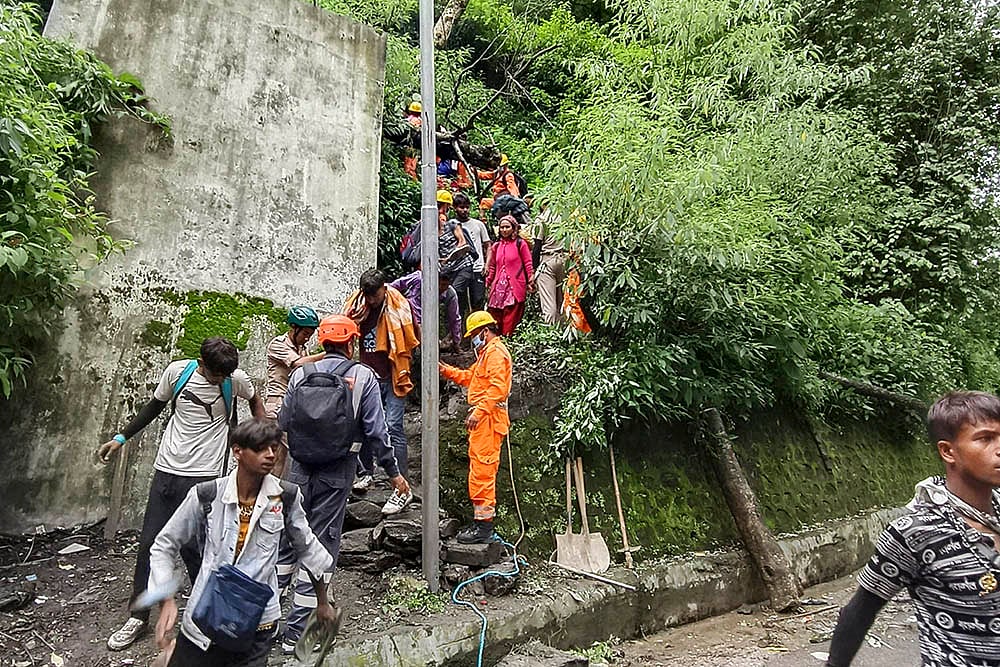 Rescue work underway after cloudbursts in Rudraprayag_4