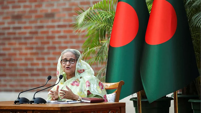 sheikh hasina resignation bangladesh unrest