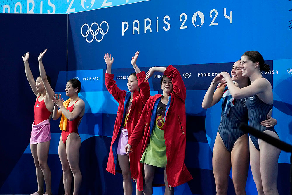 2024 Paris Olympics Womens synchronised 10m platform diving final_4