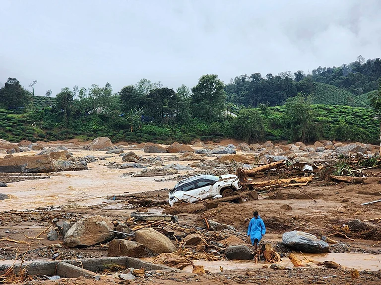 Wayanad Landslides: Woman Who Made First Distress Call Dies, Death Toll At 222 - | Photo: PTI