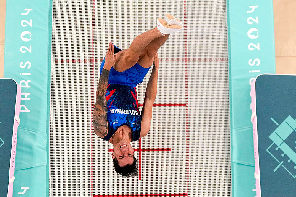 2024 Paris Summer Olympics Mens Trampoline Finals_11