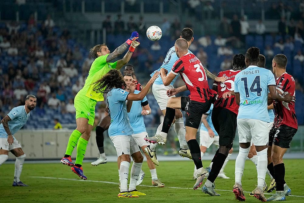 Photo: AP/Andrew Medichini : Lazio vs AC Milan
