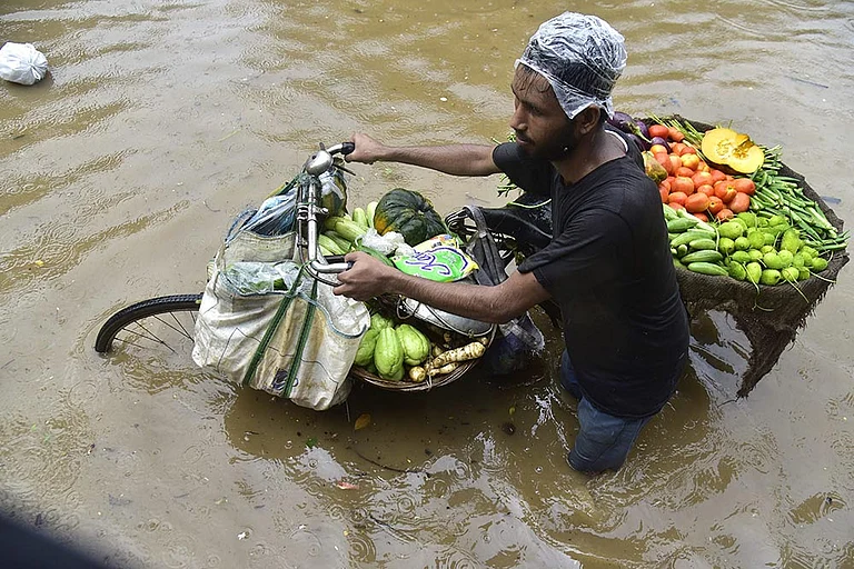 Weather: Heavy rainfall in Guwahati - Photo: PTI