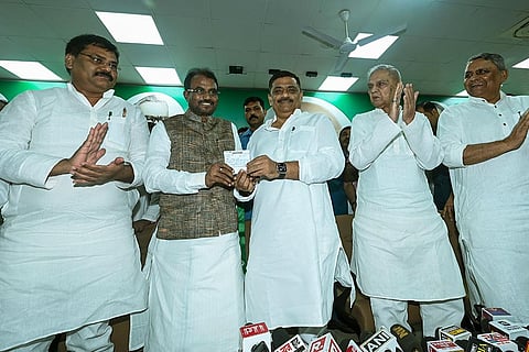 Shyam Rajak joins JD(U)
