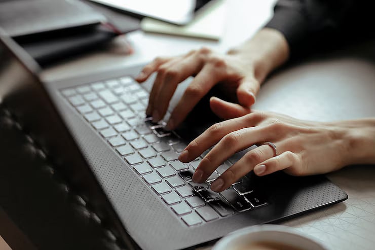 Amazon : Best Laptops for Video Editing 