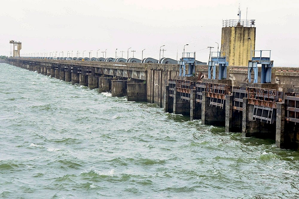 The floodgates of the Sriram Sagar Project reservoir were opened in Nizamabad