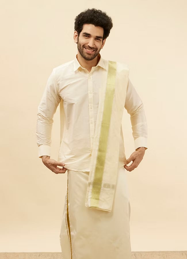 Cream Traditional Kerala Mundum Neriyathum