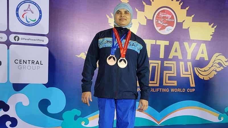 Sakina-Khatun-Powerlifting-Womens-45kg