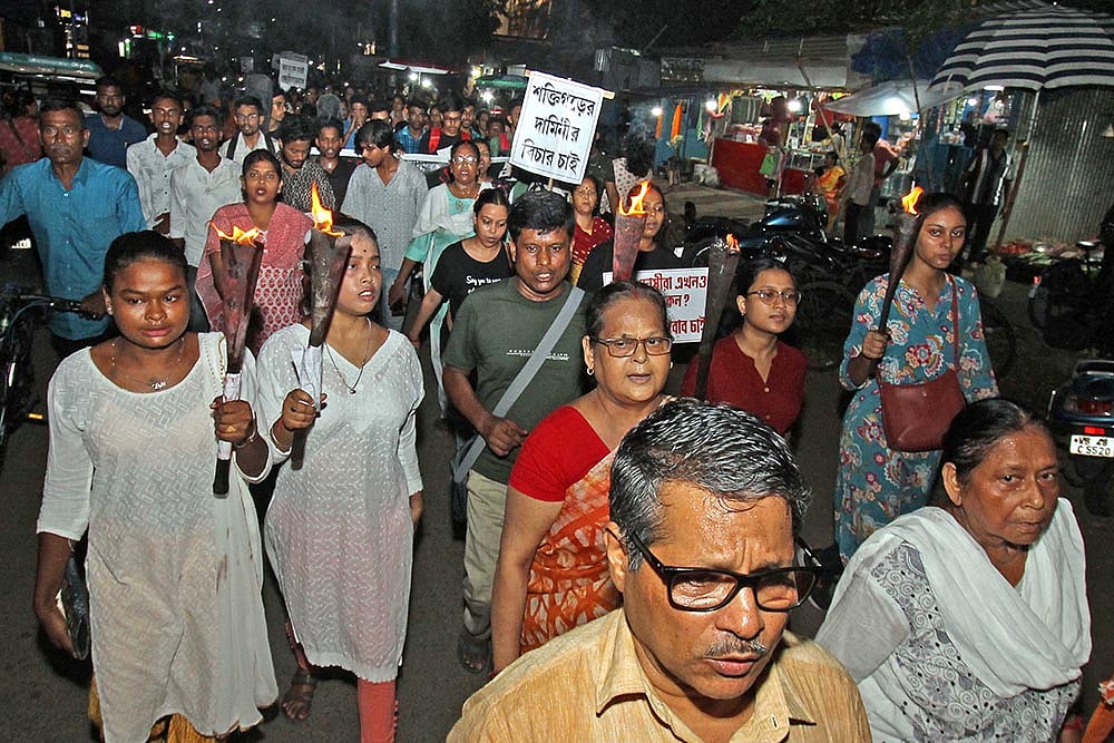 Protest over Kolkata medics rape-murder_4