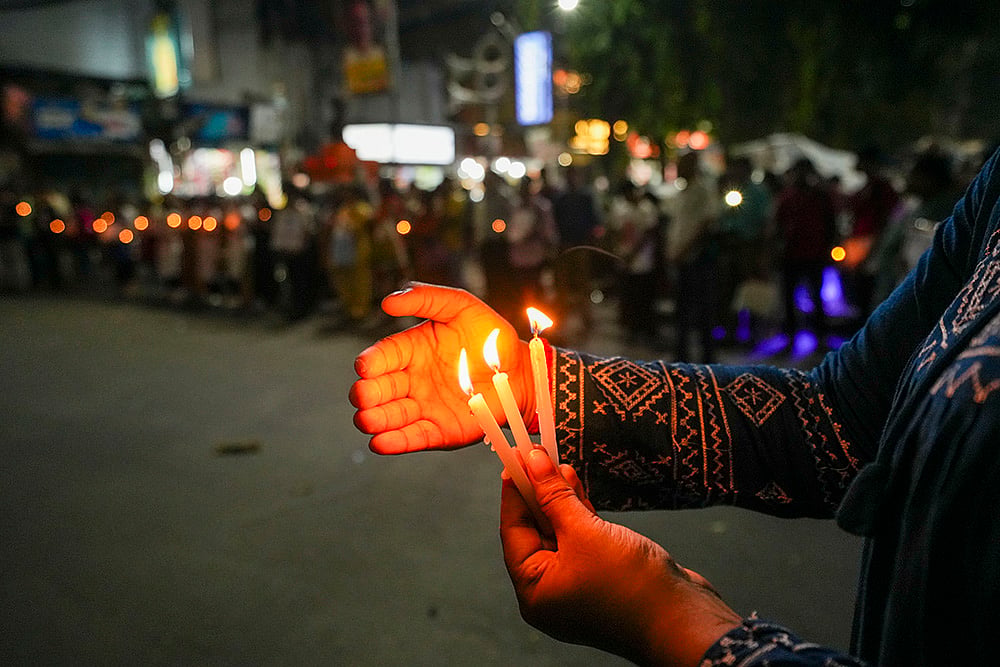 Protest over Kolkata medics rape-murder_7