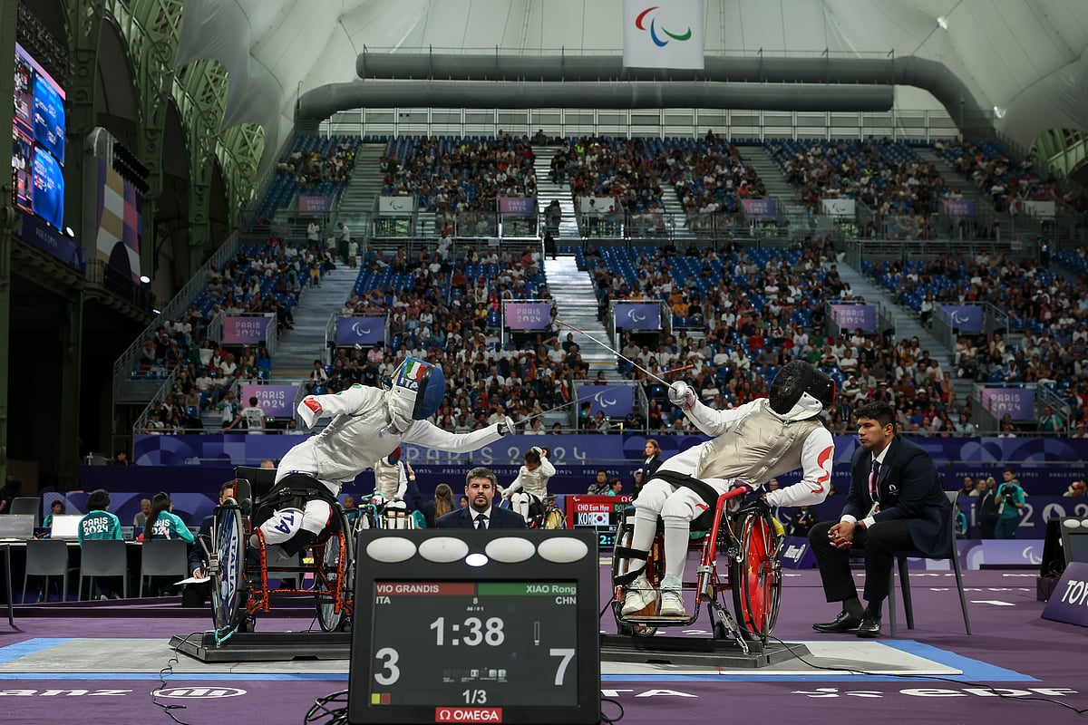 paris-paralympics-wheelchair-fencing-ap-photo
