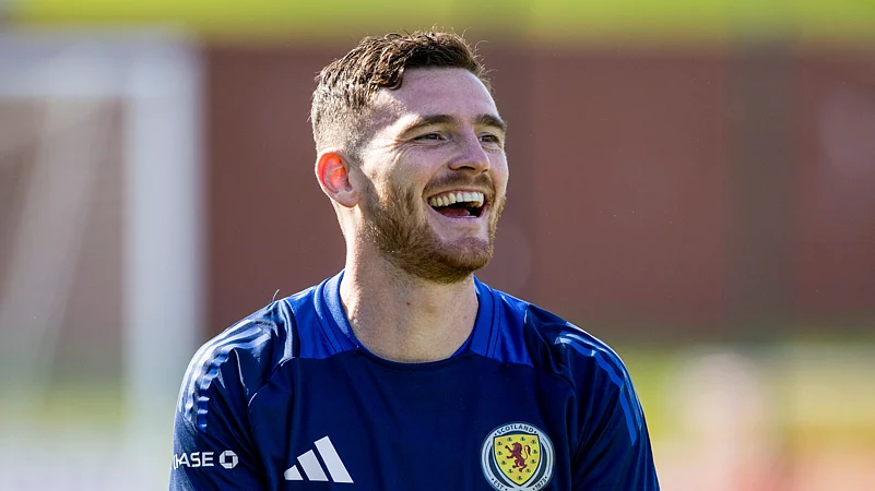 Andy Robertson, Scotland, Football