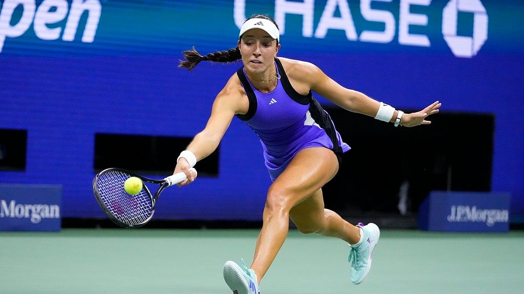 AP/Kirsty Wigglesworth : Jessica Pegula returns to Karolina Muchova during their US Open 2024 women's singles semi-final match on Friday (September 6). 
