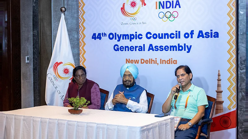 PT-Usha-Raja-Randhir-Singh-Vinod-tiwari-Olympic-Council-of-Asia-meeting