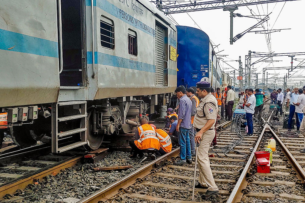 Somnath express derailed
