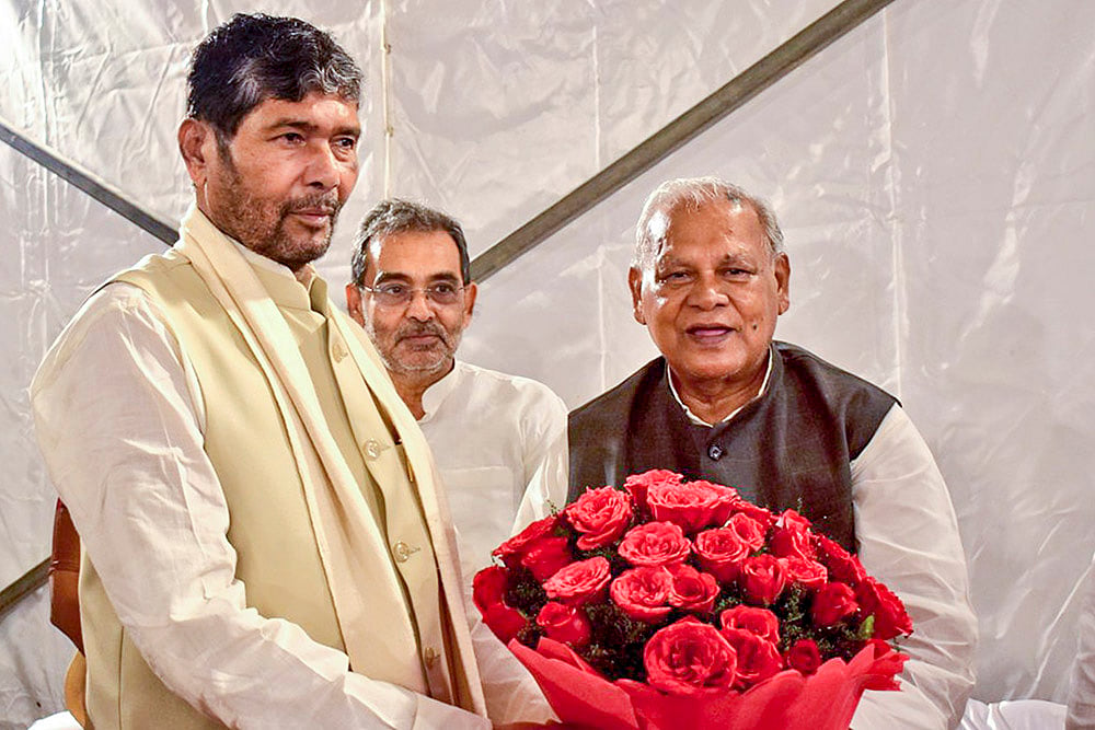 Jitan Ram Manjhi, Pashupati Paras meet