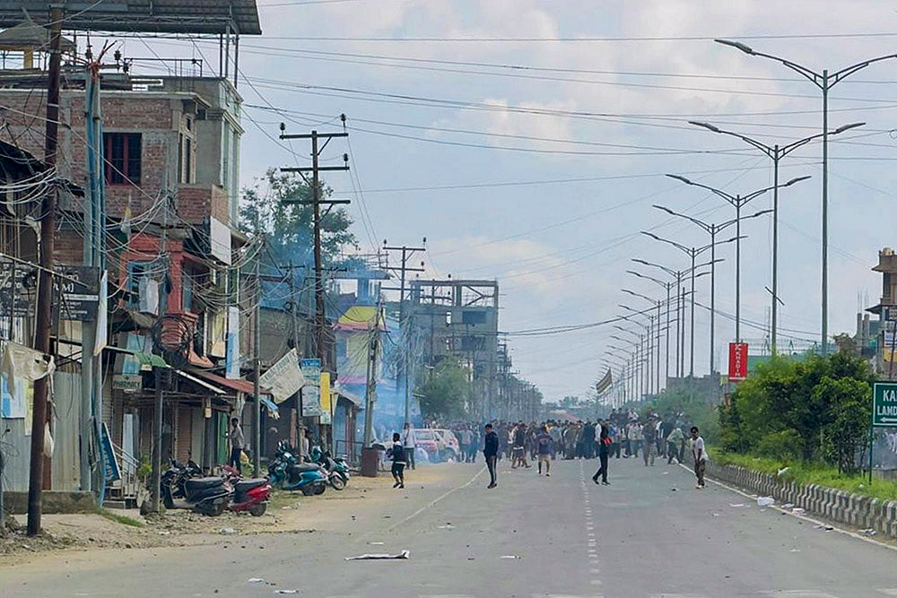 Students clash with police in Manipur