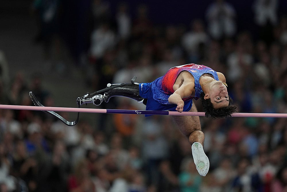 2024 Paris Paralympic Games: Best Photos_mens High Jump T63 final