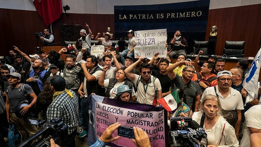 mexico judical overhaul protest 