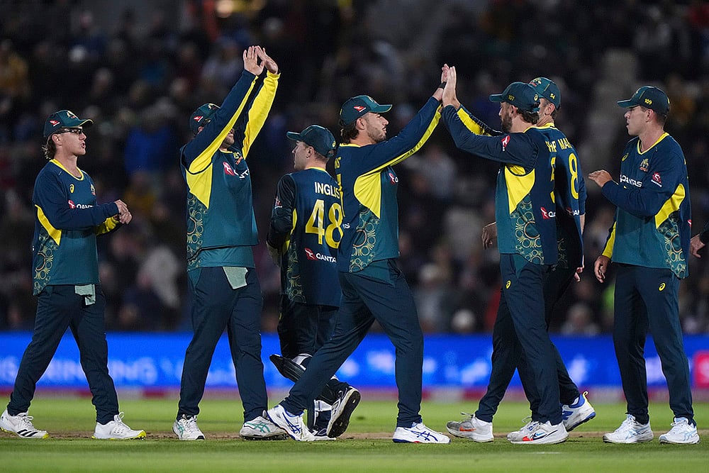 Australia started against England with a comfortable 28-run win in 1st t20