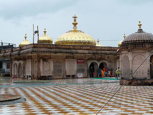 Jwalamukhi Temple