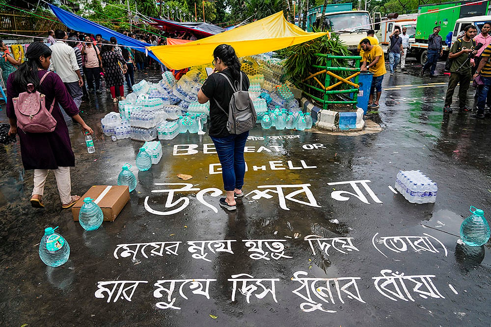 India Rape Outrage: Junior doctors demonstration in Kolkata_5