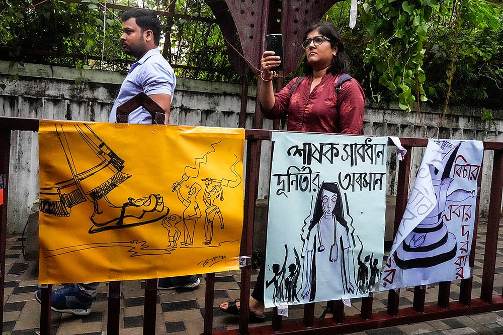 India Rape Outrage: Junior doctors demonstration in Kolkata_9