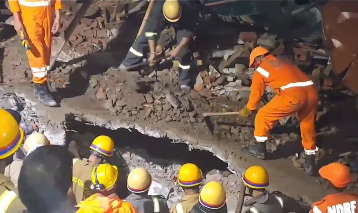 PTI : House collapsed trapping many in Meerut, UP on September 14, 2024