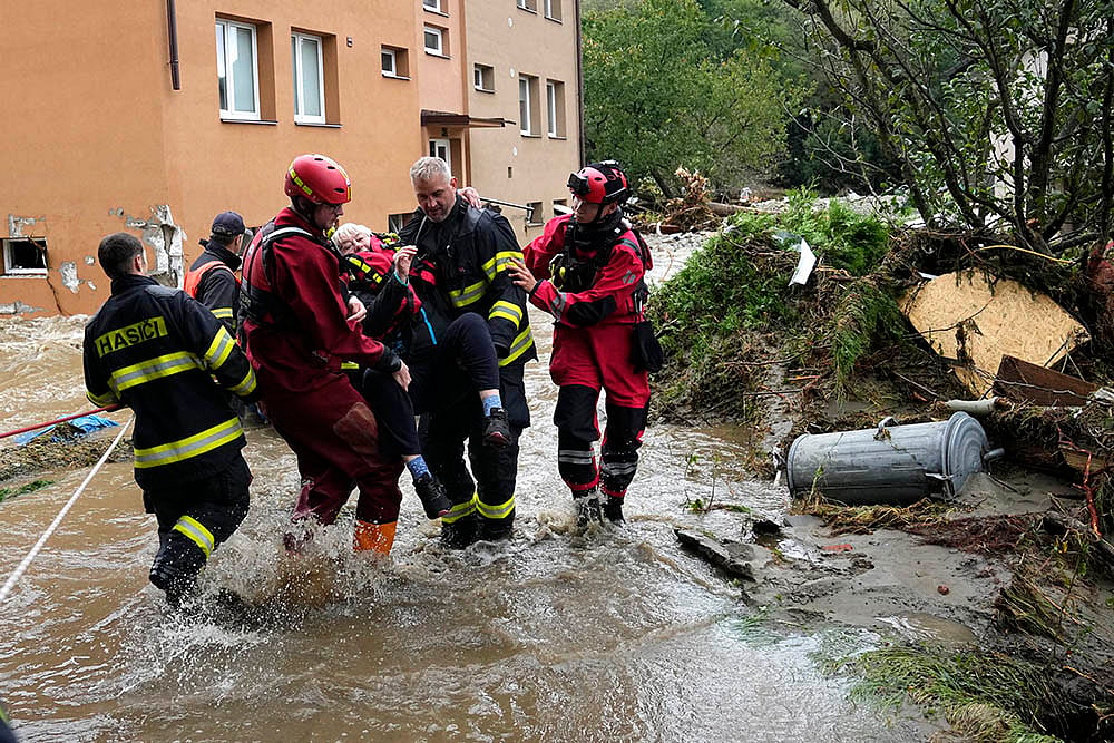 Weather: Torrential rain and Floods in Central Europe_3
