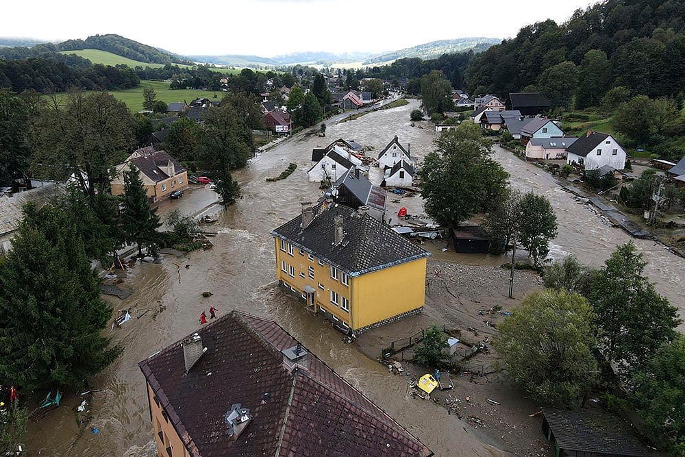 Weather: Torrential rain and Floods in Central Europe_2