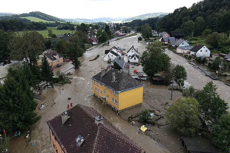 Weather: Torrential rain and Floods in Central Europe_2