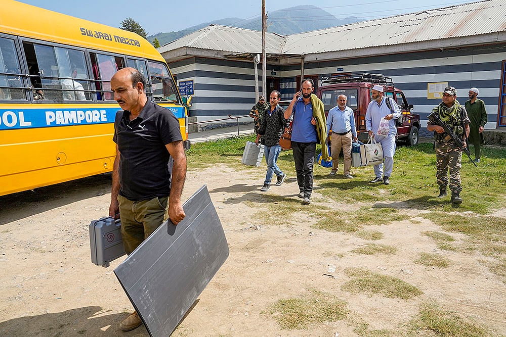 Preparation for 1st phase of J&K Assembly poll_7
