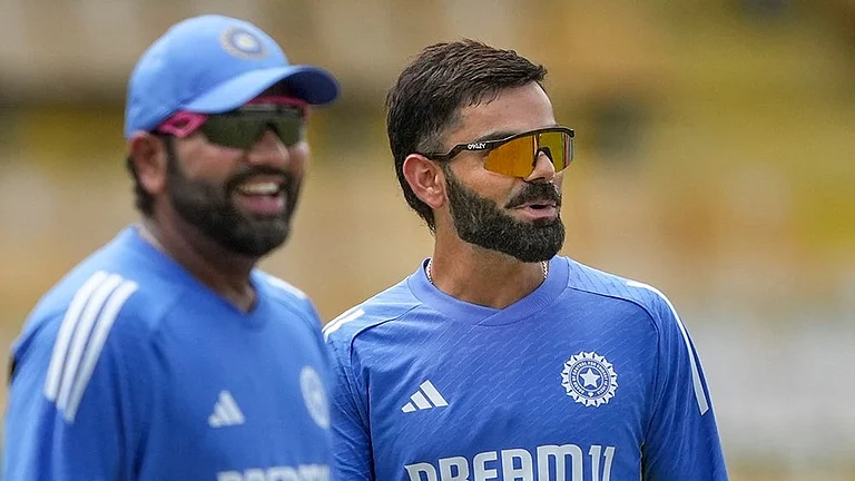 Indian batting stalwarts Rohit Sharma and Virat Kohli. - | Photo: PTI/Kunal Patil