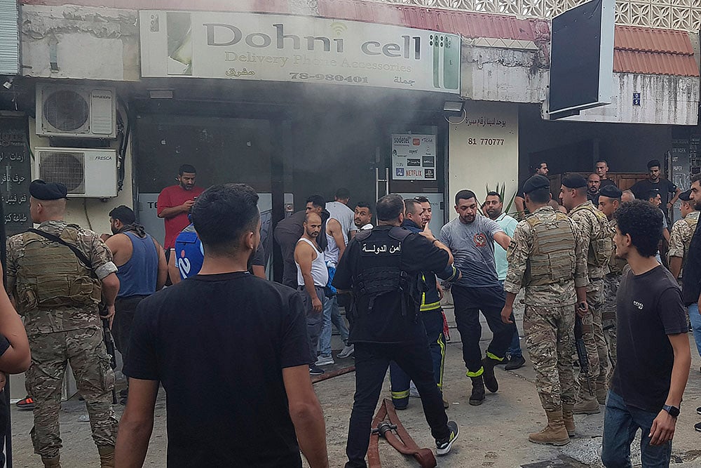 Walkie-talkies explode in Lebanon_4