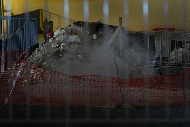 Walkie-talkies explode in Lebanon_2
