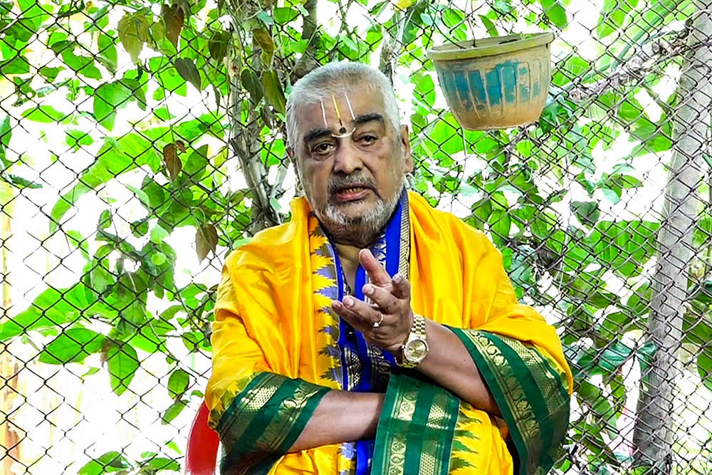 Former chief priest of TTD Srivari temple AV Ramana Dikshitulu speaks to media