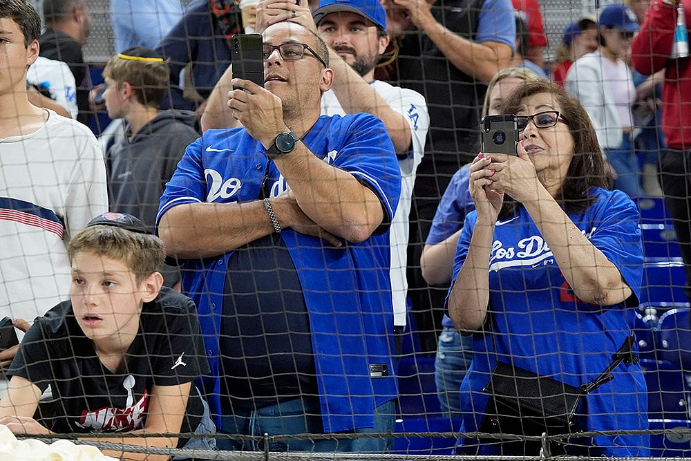 Los Angeles Dodgers vs Miami Marlins Baseball_5