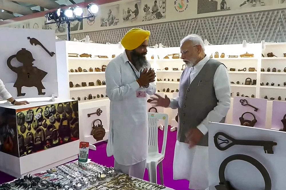 PM Modi at National PM Vishwakarma programme  in Wardha, Maharashtra