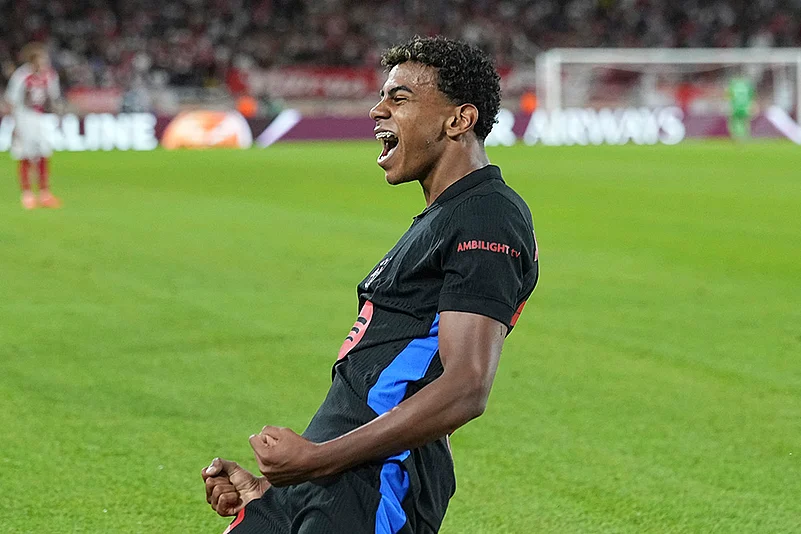 UEFA Champions League 2024-25, Monaco and Barcelona_7
